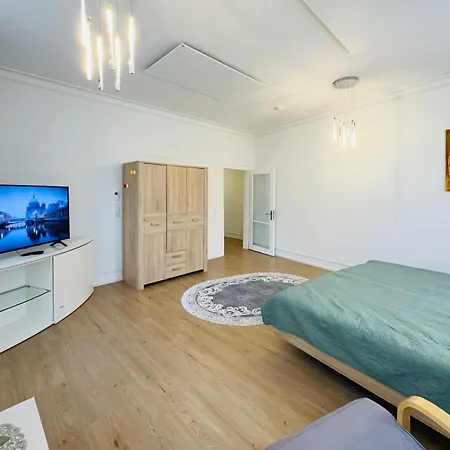 Quiet & Park View - Mitte *